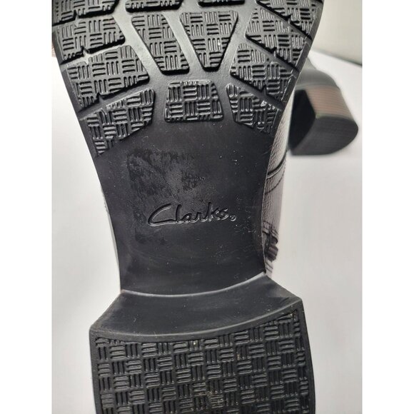 Clarks Combat Leather Ankle Boot Black Size 9 Stacked Heel Comfort Lace-Up - Picture 4 of 12